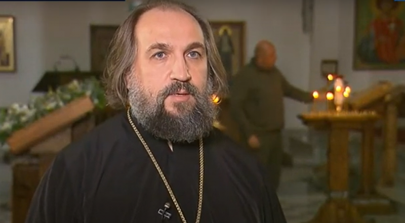 Експулсираният руски духовник: Казаха ни - или в затвора, в бежански лагер, или да напуснем България