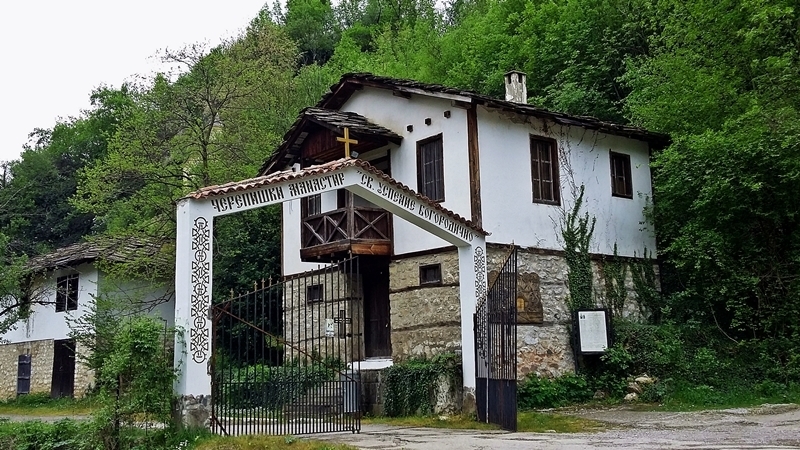 Крадците явно демонстрират че нямат страх и от Бога Вчера