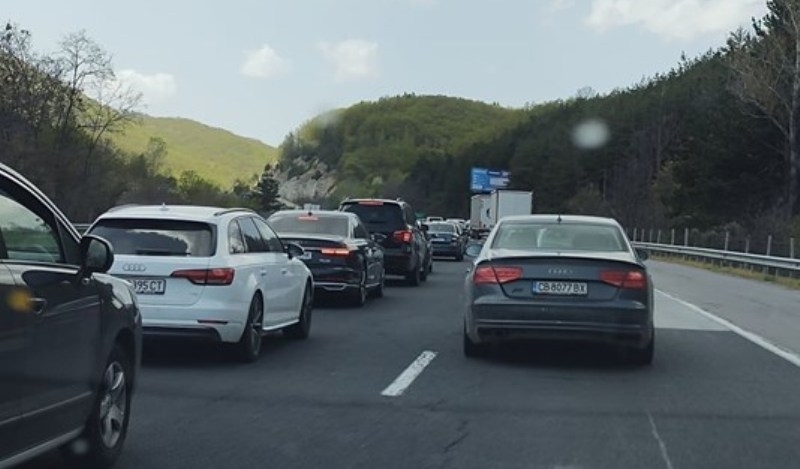 Четири тежко пострадали жени и момиче на 11 г с