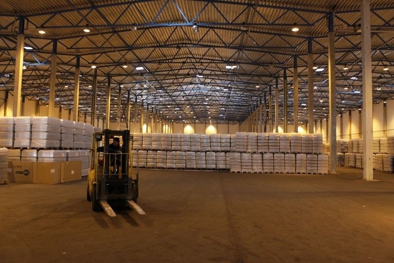 Частен съдебен изпълнител сложи на тезгяха огромен склад в Монтана