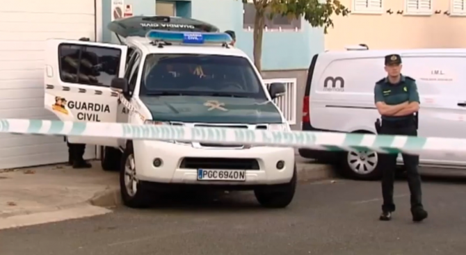 45 годишен мъж застреля в главата приятелката си с ловна пушка