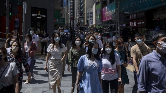 В Китай връщат публичното унижение в борбата с COVID 19 То