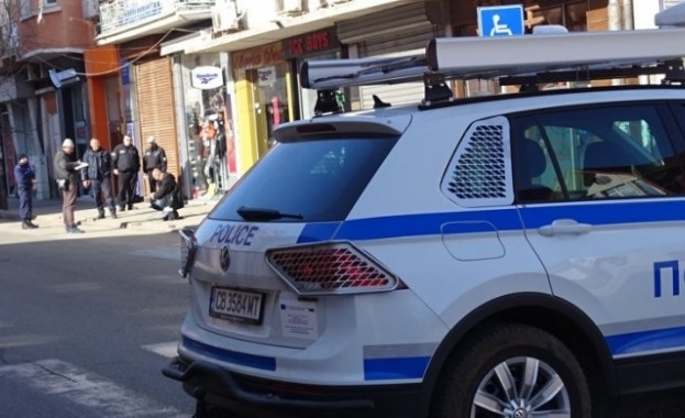 Продължава издирването на 2 годишно момче от село Равнец Полицаите влязоха