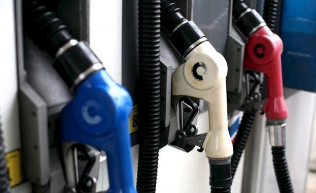 На фона на масовите протести в страната анализатори твърдят че