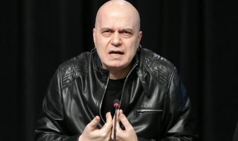 Слави Трифонов се възмути от поголовната некадърност на Българската агенция