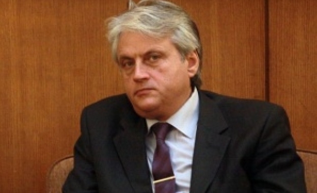 Служителите в Националното бюро за контрол на специалните разузнавателни средства