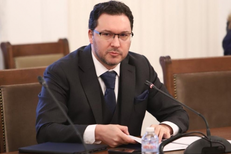 Чрез действията си ПП ДБ вървят към сглобка с Възраждане и