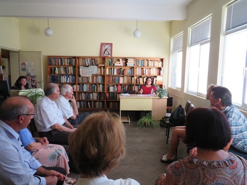Литературен клуб Христо Ботев Мездра направи отчетно изборно събрание Председателят