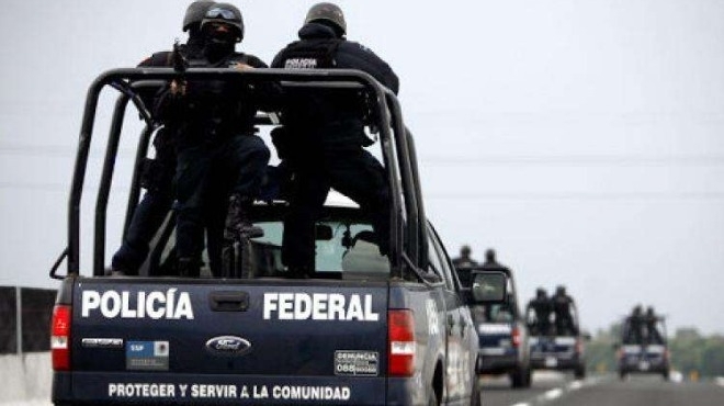 Осем души бяха убити при нападение на група въоръжени бандити