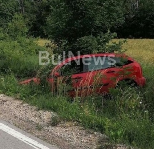 Шофьорката която изхвърча с Форд а си от главен път Е 79