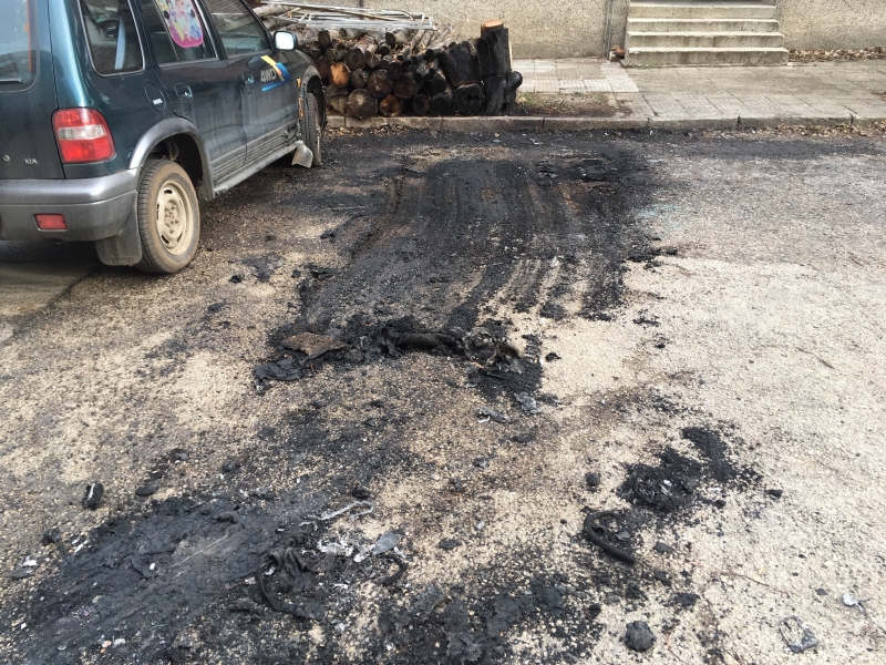 От полицията излязоха с официална информация за запаленото БМВ на