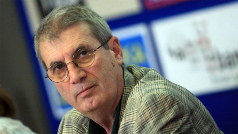 С поставяне на стандарти на болниците с над 51 държавно