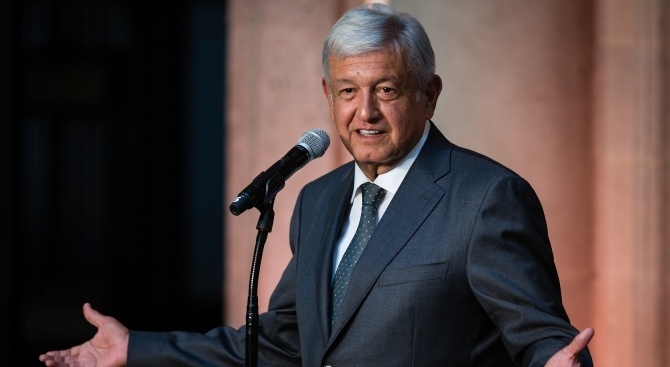 Президентът на Мексико Андрес Мануел Лопес Обрадор е намалил първата