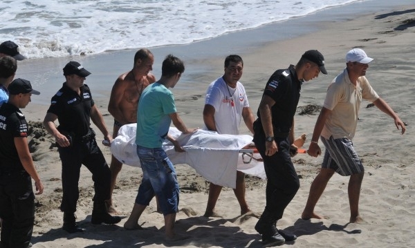 Мъж се е удавил в морето на неохраняем плаж Липите