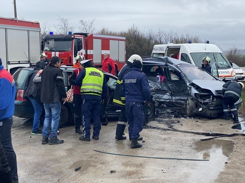 7 тежки катастрофи са окървавили пътищата във Врачанско през януари