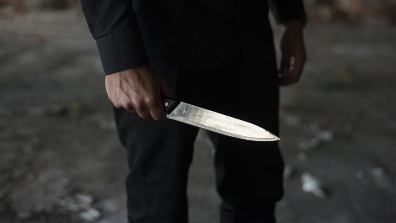 Мъж от Врачанско е намушкал с нож познат в дома
