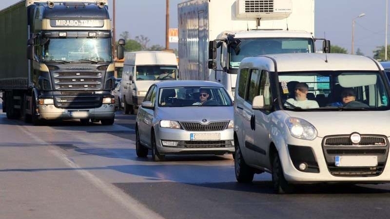 I МЕТЕОРОЛОГИЧНА ОБСТАНОВКА Температурите са в интервала от 3 deg С до 10 deg С Времето