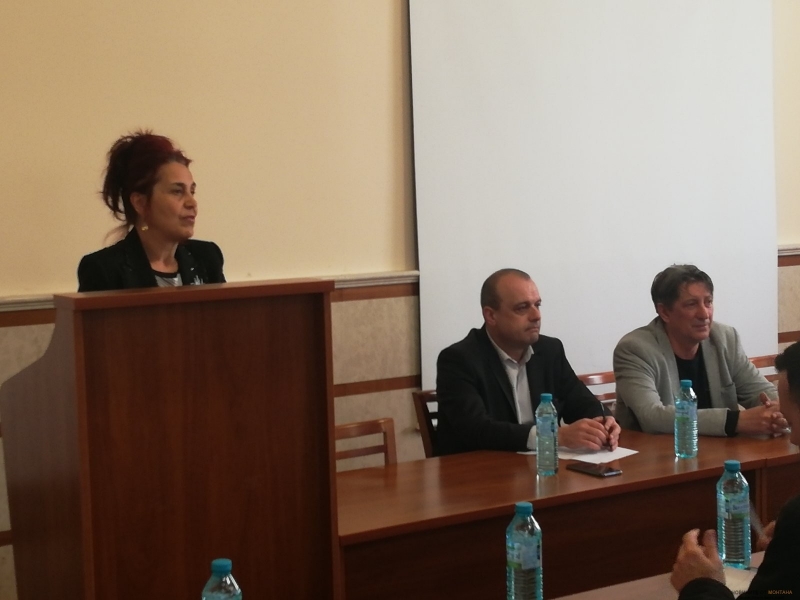 Министър Христо Проданов се срещна с представители на туристическия бранш