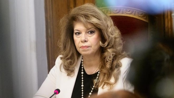 Илияна Йотова: Част от екипа зад калната кампания срещу мен ми предложи същата кампания срещу Гюров