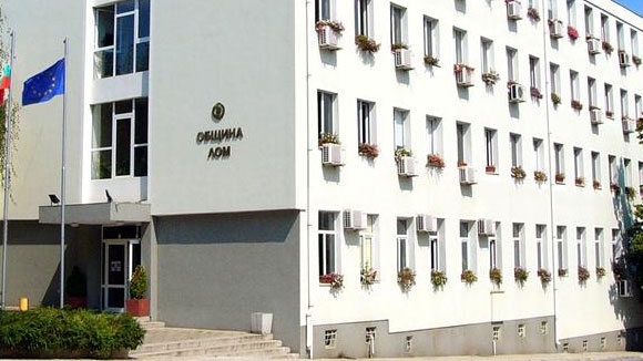 Ломчани се вдигнаха срещу компостираща инсталация, не искат из града им да се носи воня