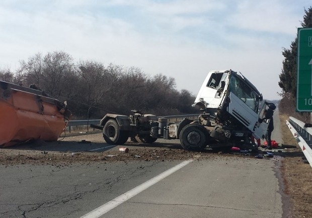 Днес около 12 30 часа на АМ Хемус между ПВ Летище