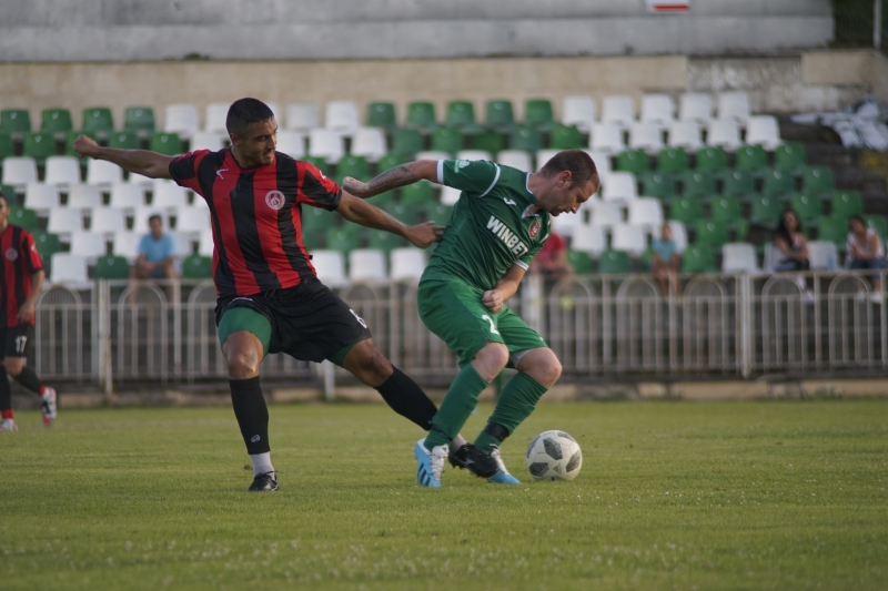 Третодивизионният Локомотив Мездра ще изиграе шест контроли по време на