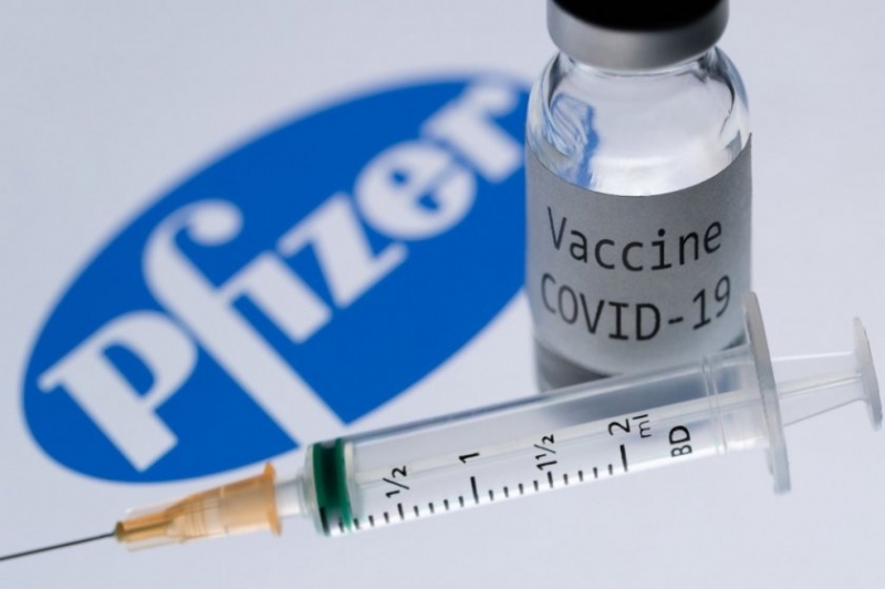 Великобритания започна с месец по-рано зимната си ваксинационната кампания за
