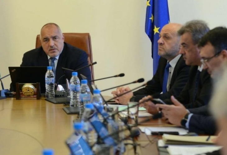 Правителството ще гласува увеличаването на социалната пенсия за старост със