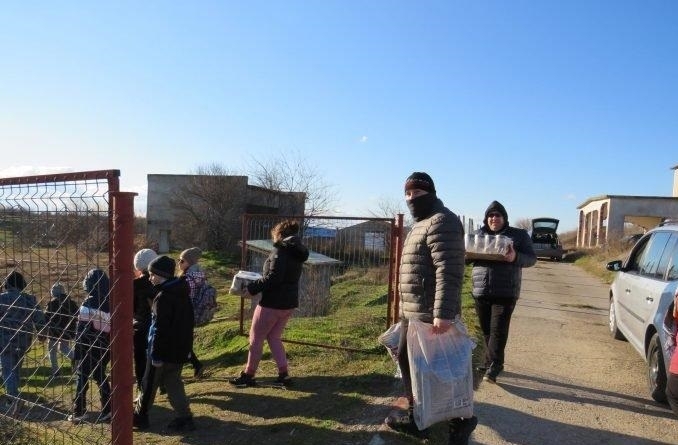 Ученици от 2 клас 3 клас и 4 клас от