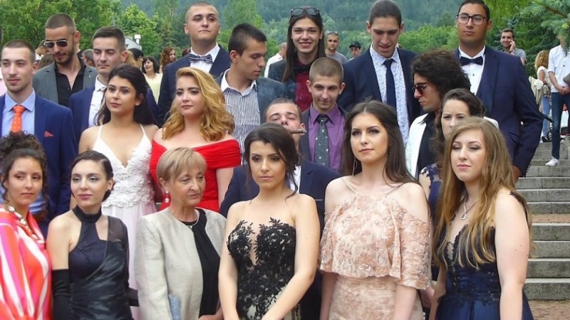 Тази година абитуриентските балове ще се проведат по план На