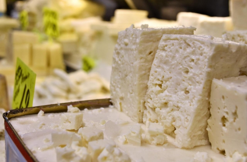 Близо 13 000 тона фалшиво сирене са произведени у нас