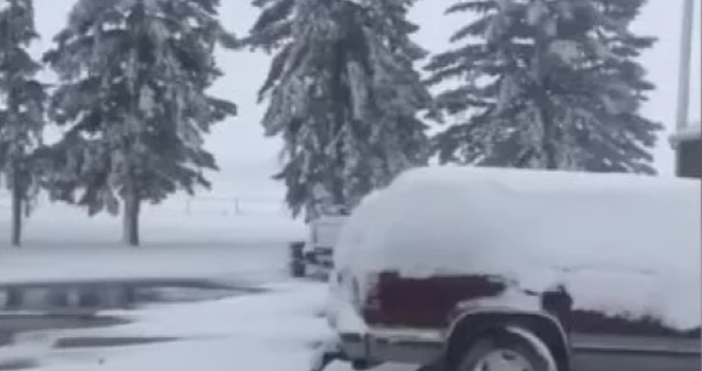 Септемврийски сняг заваля в северните райони на САЩ и вече