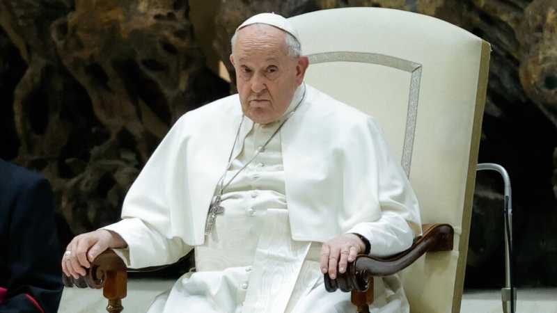 Папа Франциск е приет в болница в Рим за преглед