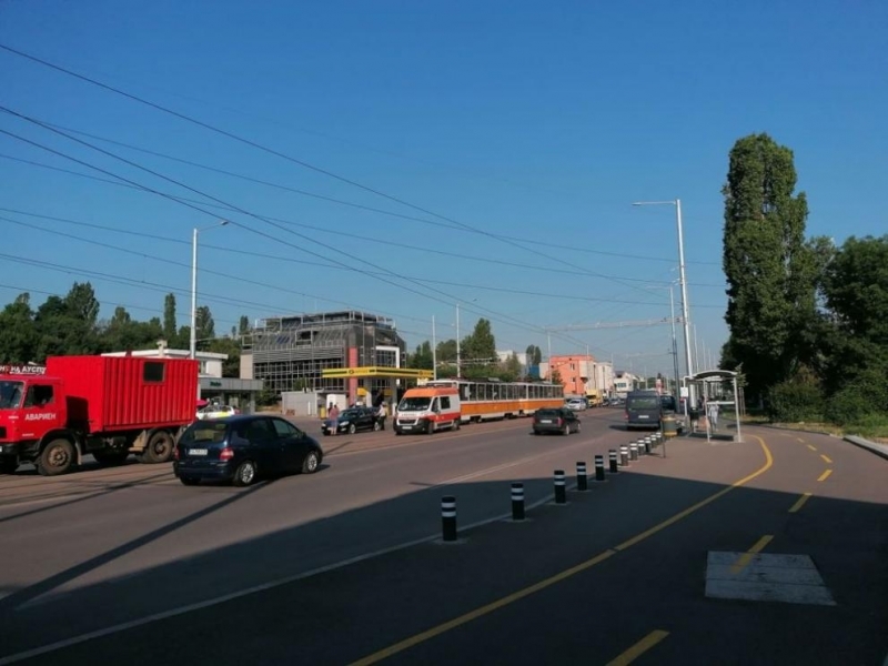 Катастрофа между джип и трамвай е станала на бул Проф Цветан Лазаров в