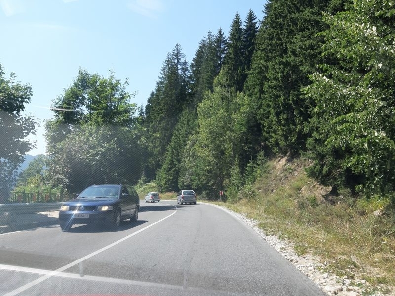 Натоварен е трафикът в посока ГКПП Дунав мост 2 каза