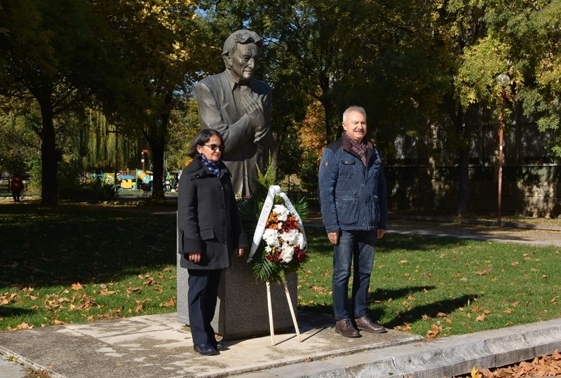 Кметът на Монтана Златко Живков поднесе венец пред паметника на