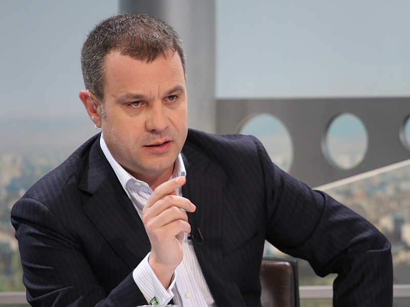 Натрапчивото желание на някои политици да регулират сфери които са