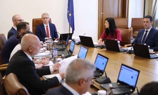 Вторият вот на недоверие срещу правителството оглавявано от Николай Денков