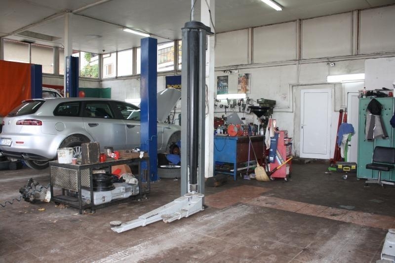 Автосеривз е бил обран във Видин миналата нощ съобщиха от