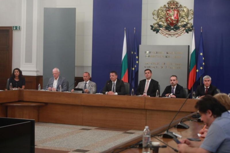 Кризисният щаб по енергетиката: От 1 октомври няма осигурен газ за България