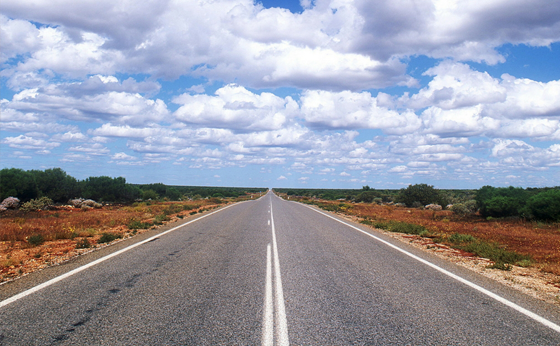 І МЕТЕОРОЛОГИЧНА ОБСТАНОВКА Ще бъде слънчево около и след обяд