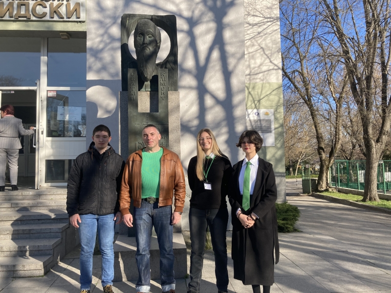 Оценка отличен 5 50 и специална грамота на Националната комисия получи