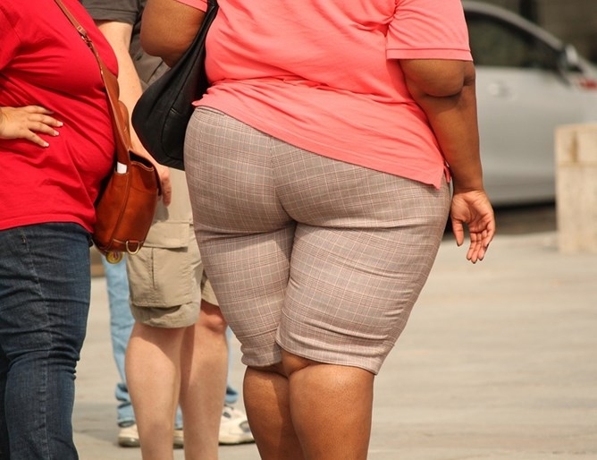 Средностатистическият американец е станал по пълен и по нисък от 1999 година