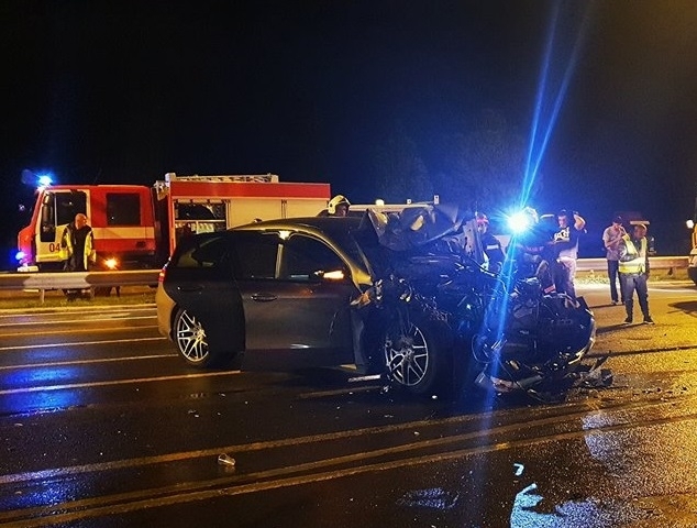 Двама души са загинали при катастрофа на пътя Варна