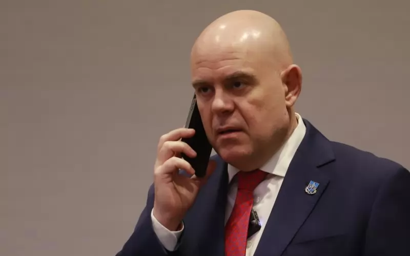 Главният прокурор Иван Гешев се прибра от САЩ с полет