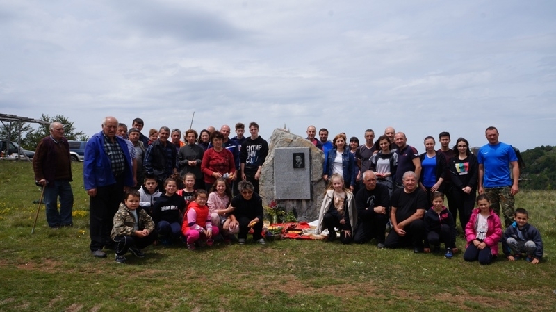 Въпреки променливото време повече от 70 родолюбиви българи от Игнатица