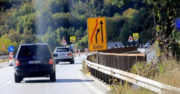 I МЕТЕОРОЛОГИЧНА ОБСТАНОВКА Температурите са в интервала от 3 deg С до 13 deg С Времето