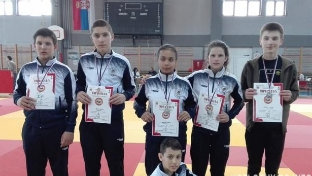 Шестима възпитаници на козлодуйския клуб по джудо Олимпия достигнаха до