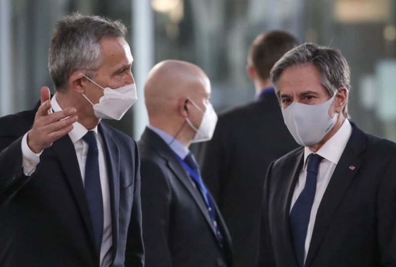 Държавният секретар на САЩ Антъни Блинкън в разговор с генералния секретар