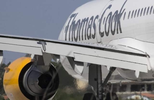 Близо 2500 британски туристи на фалиралият туроператор Томас Кук почиват
